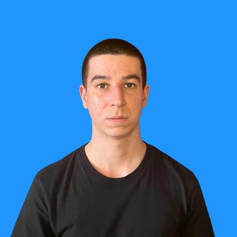 Lukáš — zakladatel Nexari